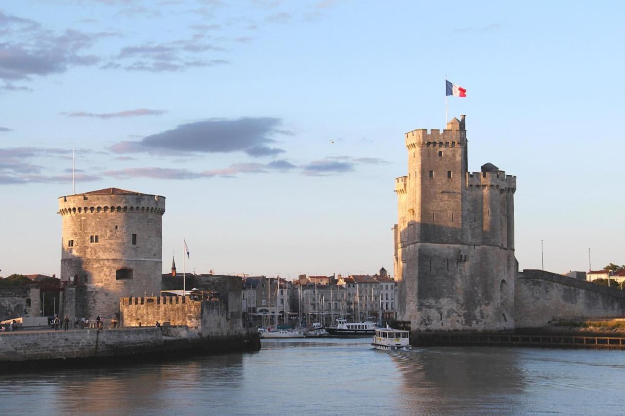 Terra Studio Cosy Et Calme Proche Du Centre Avec Parking Tv Et Wifi La Rochelle  Extérieur photo